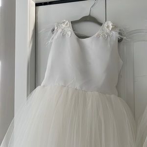 Flower girl dress. Size 6t & size 12-18 months